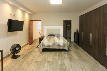 Casa à venda com 280m², 3 quartos e 2 vagas Casa à venda com 280m², 3 quartos e 2 vagasSuite