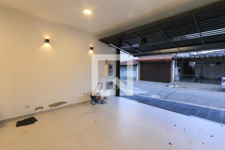 Casa à venda com 280m², 3 quartos e 2 vagas Casa à venda com 280m², 3 quartos e 2 vagasGaragem