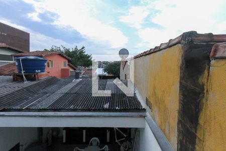 Casa à venda com 280m², 3 quartos e 2 vagas Casa à venda com 280m², 3 quartos e 2 vagasVaranda