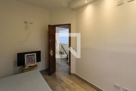 Casa à venda com 280m², 3 quartos e 2 vagas Casa à venda com 280m², 3 quartos e 2 vagasQuarto