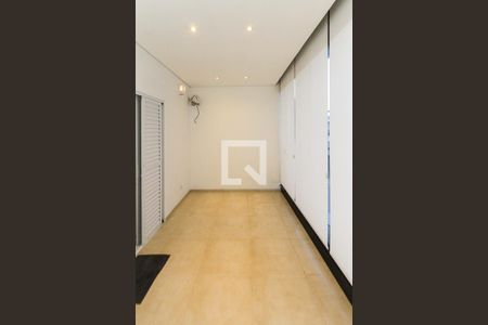 Casa à venda com 280m², 3 quartos e 2 vagas Casa à venda com 280m², 3 quartos e 2 vagasVaranda da Suite