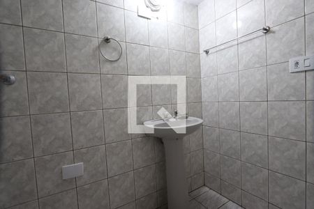 Casa para alugar com 96m², 3 quartos e sem vagaBanheiro do salão