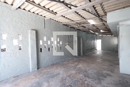 Casa para alugar com 96m², 3 quartos e sem vagaSalão