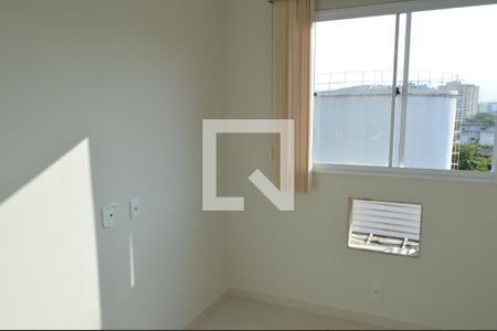 Quarto 1 de apartamento para alugar com 2 quartos, 50m² em Taquara, Rio de Janeiro