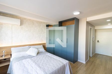 Sala/Quarto de kitnet/studio à venda com 1 quarto, 27m² em Partenon, Porto Alegre