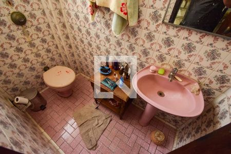 Casa à venda com 420m², 7 quartos e 5 vagas Casa à venda com 420m², 7 quartos e 5 vagasLavabo