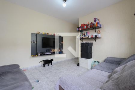 Casa à venda com 1m², 4 quartos e sem vaga Casa à venda com 1m², 4 quartos e sem vagaCasa 2 - Sala