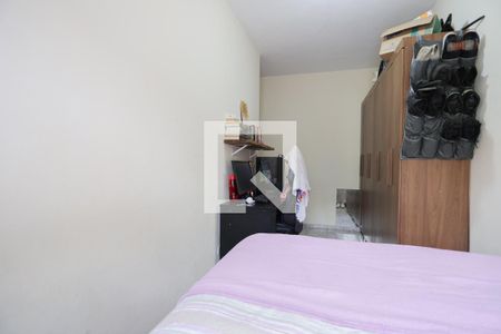 Casa à venda com 1m², 4 quartos e sem vaga Casa à venda com 1m², 4 quartos e sem vagaCasa 2 - Quarto 1