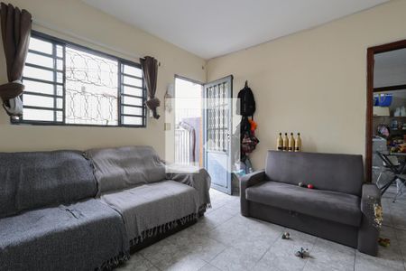 Casa à venda com 1m², 4 quartos e sem vaga Casa à venda com 1m², 4 quartos e sem vagaCasa 2 - Sala