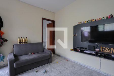 Casa à venda com 1m², 4 quartos e sem vaga Casa à venda com 1m², 4 quartos e sem vagaCasa 2 - Sala