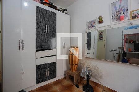 Casa à venda com 1m², 4 quartos e sem vaga Casa à venda com 1m², 4 quartos e sem vagaCasa 1 - Quarto 2