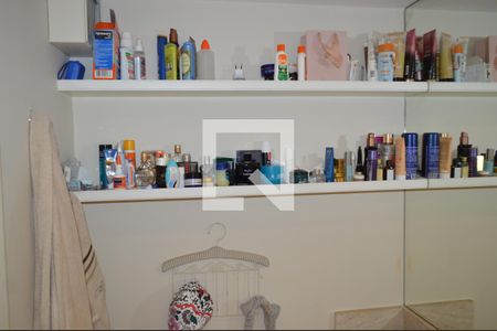 Studio à venda com 70m², 1 quarto e 2 vagasBanheiro