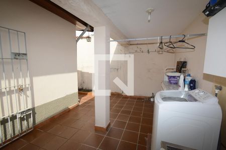 Casa à venda com 150m², 2 quartos e 2 vagasQuintal