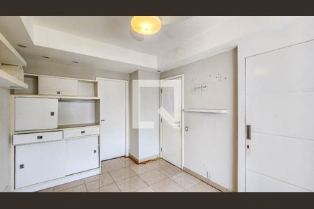 Apartamento à venda com 130m², 3 quartos e 2 vagasSuíte 2