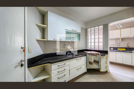 Apartamento à venda com 130m², 3 quartos e 2 vagasCozinha