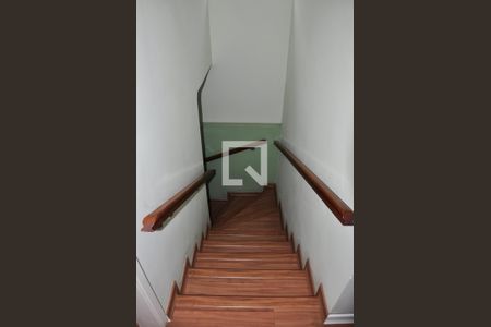 Casa à venda com 180m², 4 quartos e 3 vagasCorredor