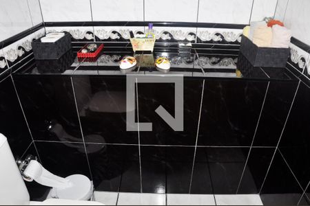 Casa à venda com 180m², 4 quartos e 3 vagasBanheiro