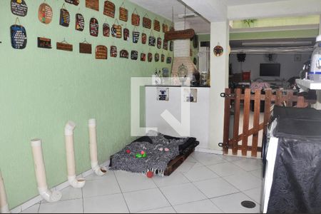 Casa à venda com 180m², 4 quartos e 3 vagasÁrea de serviço