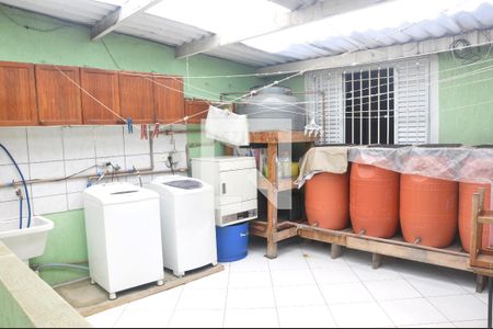 Casa à venda com 180m², 4 quartos e 3 vagasÁrea comum/Área de serviço