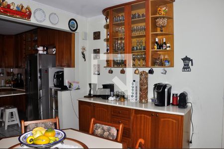 Casa à venda com 180m², 4 quartos e 3 vagasCozinha