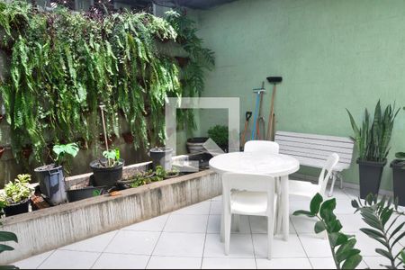 Casa à venda com 180m², 4 quartos e 3 vagasÁrea comum