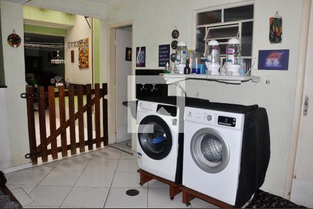 Casa à venda com 180m², 4 quartos e 3 vagasÁrea de serviço