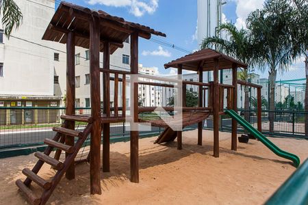 Apartamento para alugar com 45m², 2 quartos e 1 vaga Apartamento para alugar com 45m², 2 quartos e 1 vagaÁrea Comum - Playground