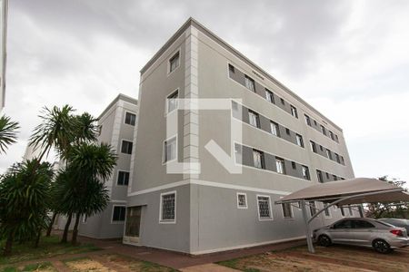 Apartamento para alugar com 45m², 2 quartos e 1 vaga Apartamento para alugar com 45m², 2 quartos e 1 vagaFachada do Bloco