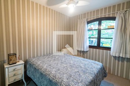 Casa à venda com 208m², 3 quartos e 2 vagas Casa à venda com 208m², 3 quartos e 2 vagasQuarto 1