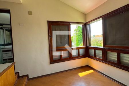 Casa de condomínio para alugar com 720m², 3 quartos e 6 vagasSuíte 2