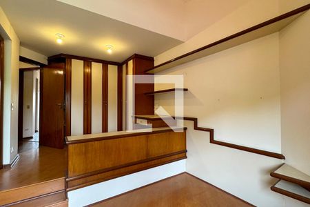 Casa de condomínio para alugar com 720m², 3 quartos e 6 vagasSuíte 3