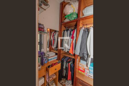 Casa à venda com 200m², 2 quartos e 2 vagas Casa à venda com 200m², 2 quartos e 2 vagasQuarto 1