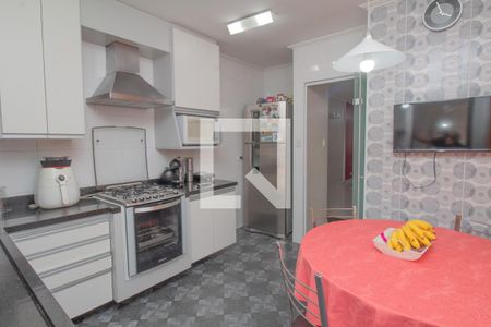 Casa à venda com 200m², 2 quartos e 2 vagas Casa à venda com 200m², 2 quartos e 2 vagasCozinha