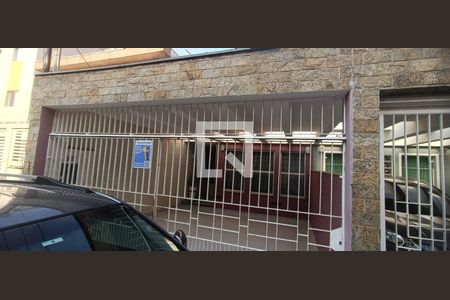 Casa à venda com 200m², 2 quartos e 2 vagas Casa à venda com 200m², 2 quartos e 2 vagasPlaquinha