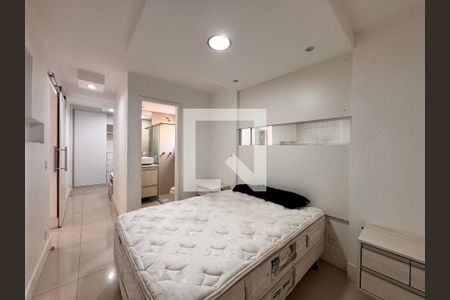 Apartamento à venda com 70m², 2 quartos e 1 vaga Apartamento à venda com 70m², 2 quartos e 1 vagaSuíte