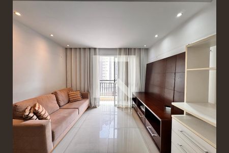 Apartamento à venda com 70m², 2 quartos e 1 vaga Apartamento à venda com 70m², 2 quartos e 1 vagaSala