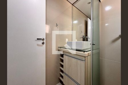 Apartamento à venda com 70m², 2 quartos e 1 vaga Apartamento à venda com 70m², 2 quartos e 1 vagaBanheiro da Suíte