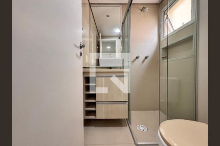 Apartamento à venda com 70m², 2 quartos e 1 vaga Apartamento à venda com 70m², 2 quartos e 1 vagaBanheiro da Suíte