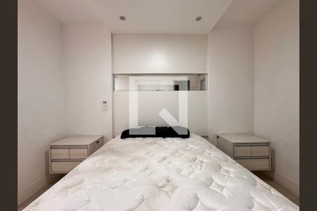 Apartamento à venda com 70m², 2 quartos e 1 vaga Apartamento à venda com 70m², 2 quartos e 1 vagaSuíte
