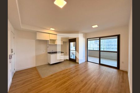 Sala/Cozinha de apartamento para alugar com 2 quartos, 72m² em Brooklin Paulista, São Paulo