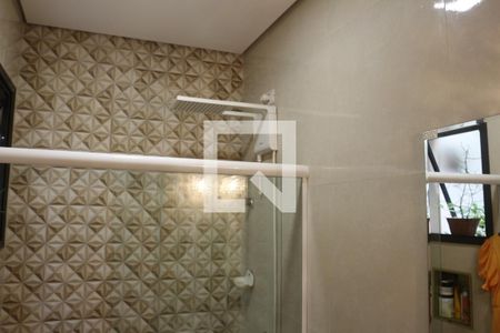 Casa à venda com 185m², 3 quartos e 5 vagasBanheiro da Suíte 2