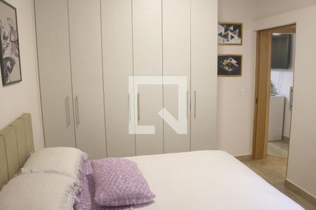 Casa à venda com 185m², 3 quartos e 5 vagasSuíte 2