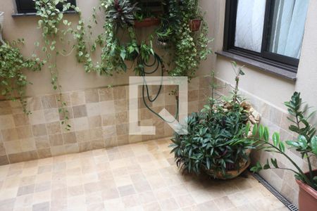 Casa à venda com 185m², 3 quartos e 5 vagasJardim