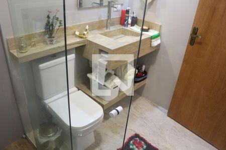 Casa à venda com 185m², 3 quartos e 5 vagasBanheiro da Suíte 1