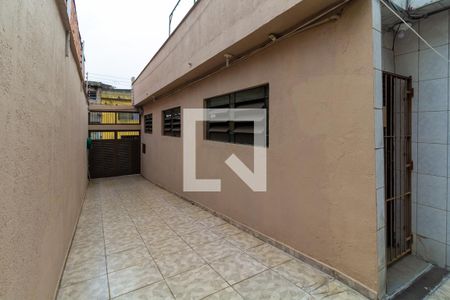 Casa à venda com 144m², 2 quartos e 3 vagas Casa à venda com 144m², 2 quartos e 3 vagasGaragem