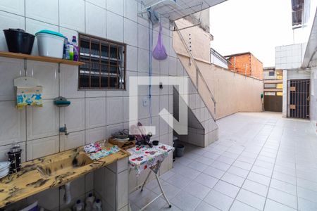 Casa à venda com 144m², 2 quartos e 3 vagas Casa à venda com 144m², 2 quartos e 3 vagasÁrea de Serviço