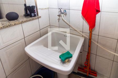 Casa à venda com 144m², 2 quartos e 3 vagas Casa à venda com 144m², 2 quartos e 3 vagasÁrea de Serviço