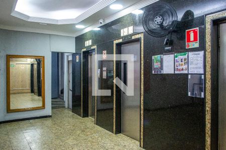 Studio à venda com 22m², 1 quarto e sem vaga Studio à venda com 22m², 1 quarto e sem vagaElevadores