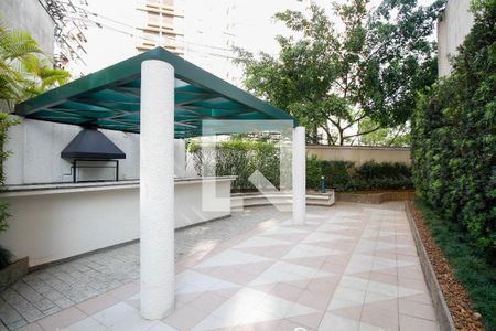 Apartamento à venda com 32m², 1 quarto e 1 vaga Apartamento à venda com 32m², 1 quarto e 1 vagaÁrea Comum - Churrasqueira