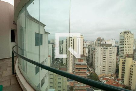 Apartamento à venda com 32m², 1 quarto e 1 vaga Apartamento à venda com 32m², 1 quarto e 1 vagaÁrea Comum - Vista da Piscina